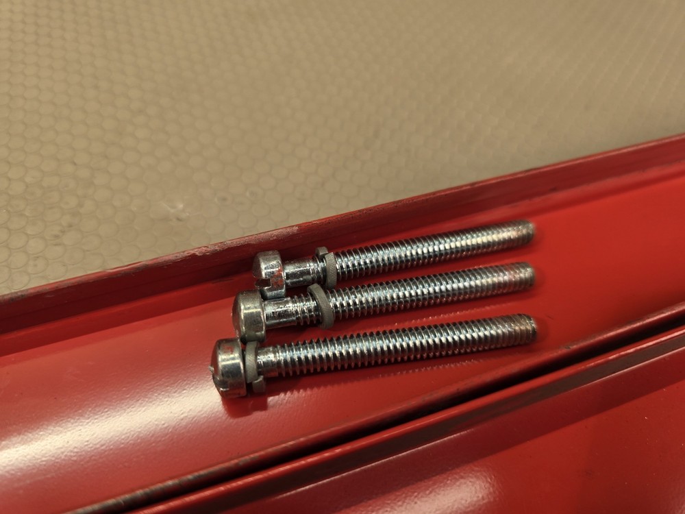 Snap-on Vintage KR-402A Tool Box Handle Roll Cab Handle Red Original End Caps