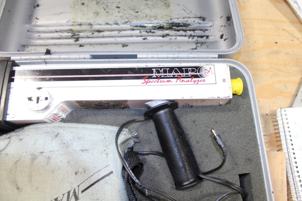 MAP SPECTRUM ANALYZER AS31B-218-013 HANDHELD