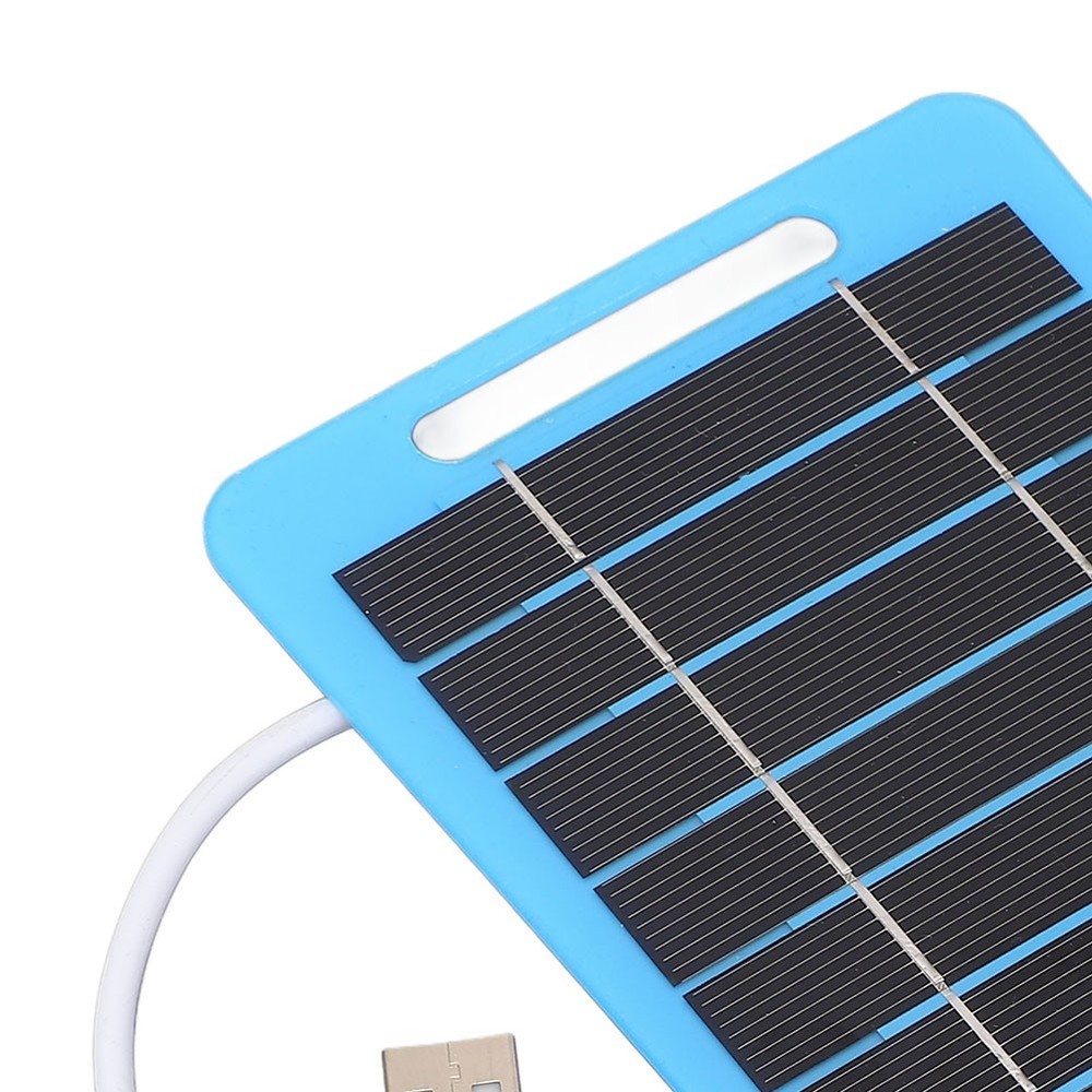 Portable Outdoor Solar Panel Charger Efficiently Powers Mobile Devices Anywhere