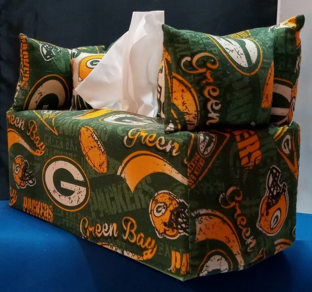 GREEN BAY PACKERS TISSUE BOX COVER SHAPED LIKE COUCH HANDMADE