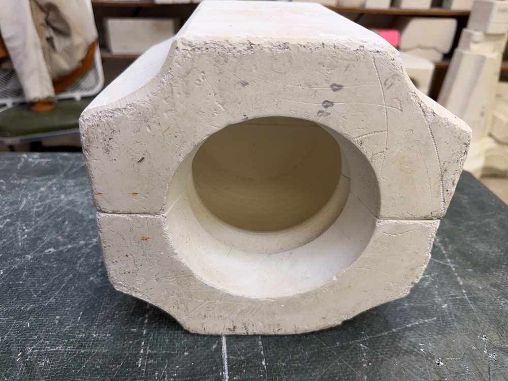 VINTAGE SCHMID CERAMIC MOLD #SMD-819 SMALL WHEEL THROWN PLANTER