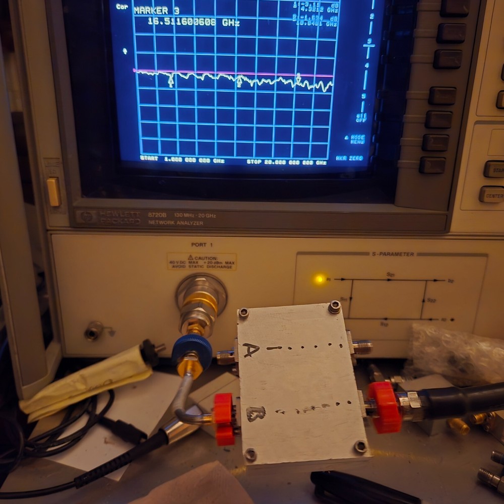 mystery RF stripline device (coupler? filter?) SMA, or a nice project box Plots