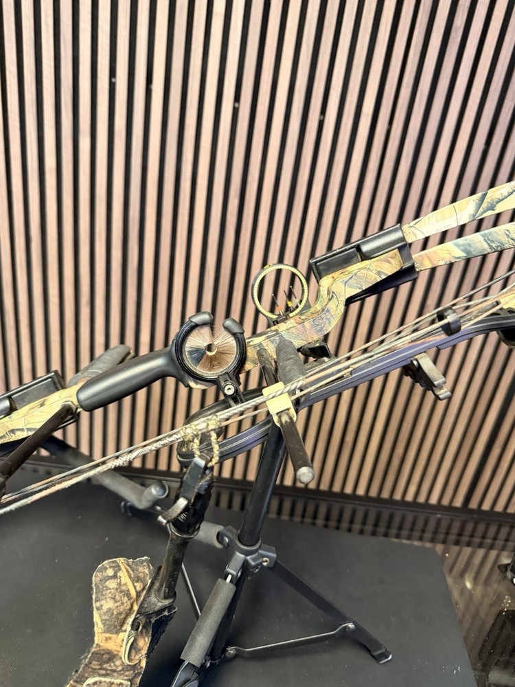 BEAR ARCHERY OUTBREAK Serial 2348392