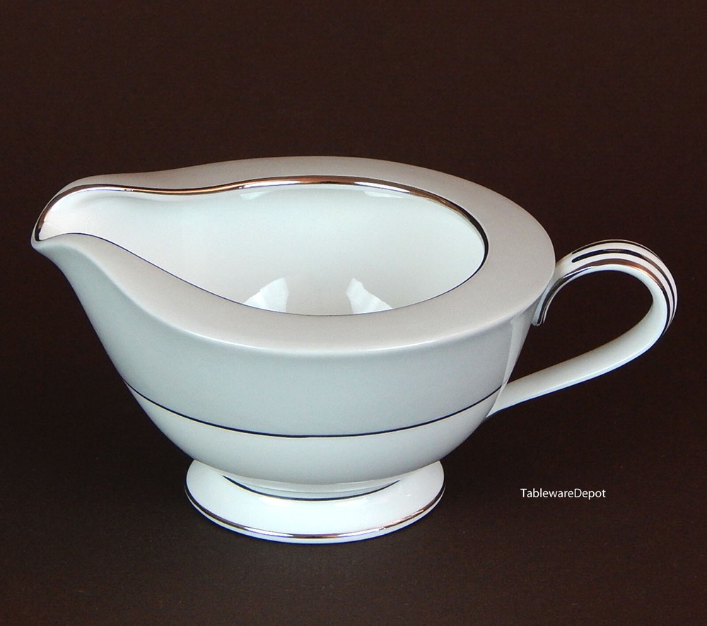 Noritake GRAYBURN: 8 oz. Footed Creamer, MINT UNUSED! 5323