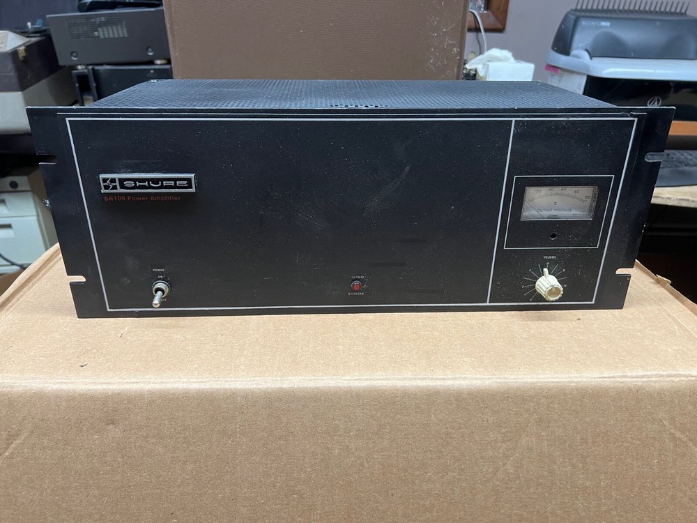 Shure SR105 Series Solid State Power Amplifier