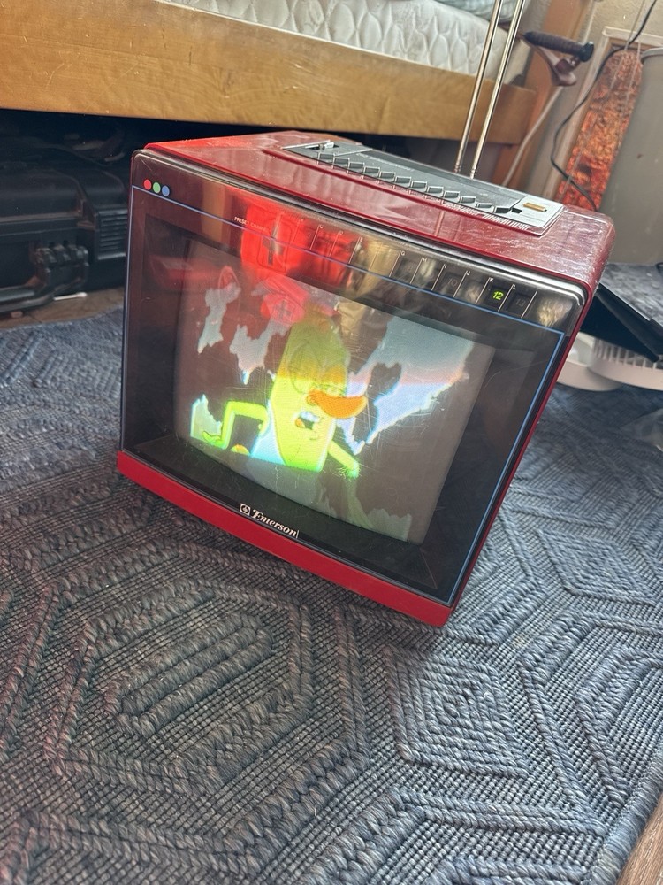 10” Emerson EC10R CRT