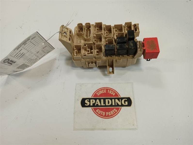 Under Dash SEQUOIA 2004 Fuse Box Cabin 10325497