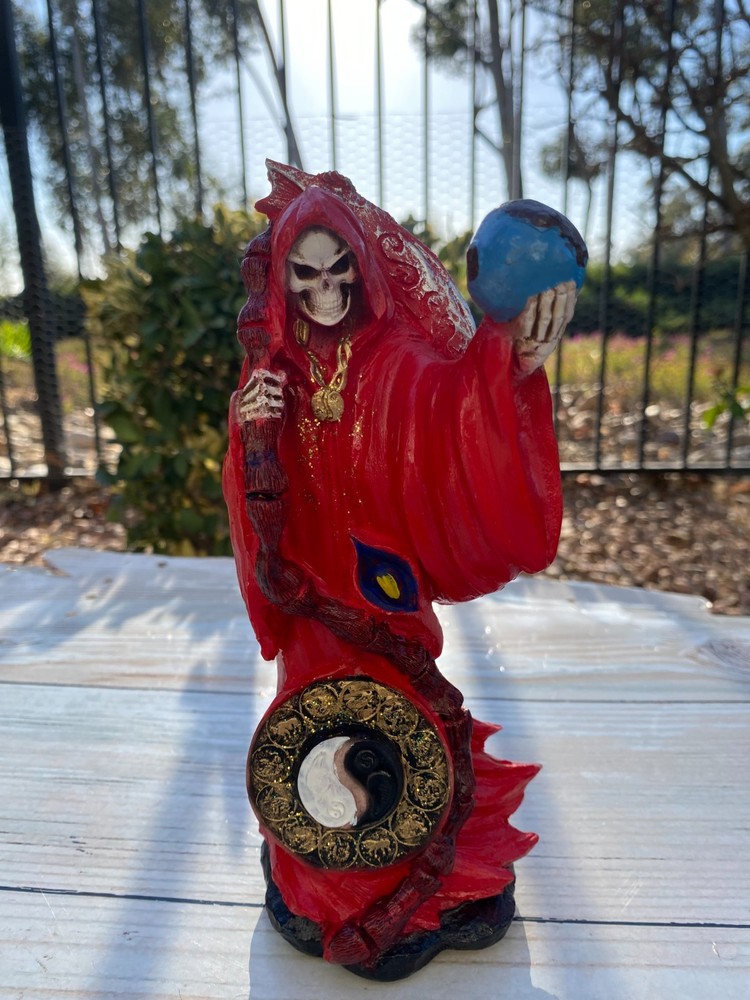 Santa Muerte / Blessed Color Red Fully Loaded Side 8"