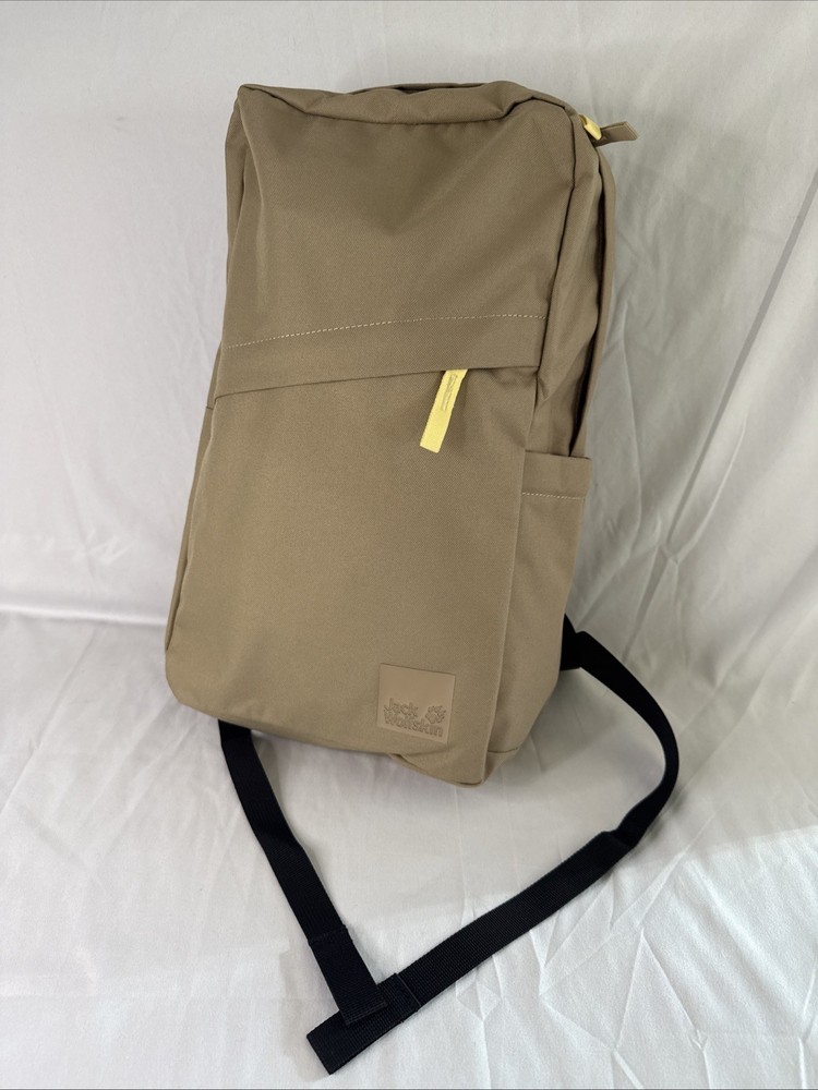 Jack Wolfskin Cariboo Backpack Daypack Sand Dune - New with Tags