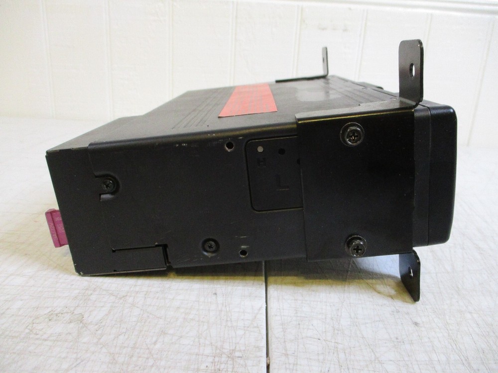 BMW CD CHANGER PLAYER fits: E36 E46 E39 X53 X5 MINI COOPER 82110028760 & others