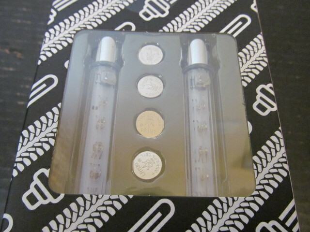 Protocol Set of 2 Thread Lightly Bicycle Valve Lights, Multicolor