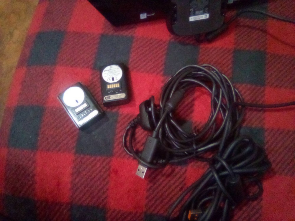 Microsoft 1473 Xbox 360 Kinect Sensor Bar Only And Cable- Black - Tested Working