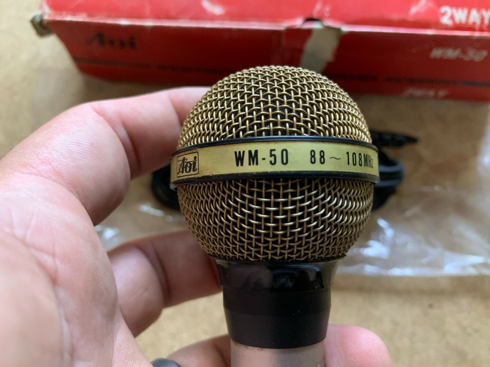 AOI FM WIRELESS CONDENSER MICROPHONE WM-50