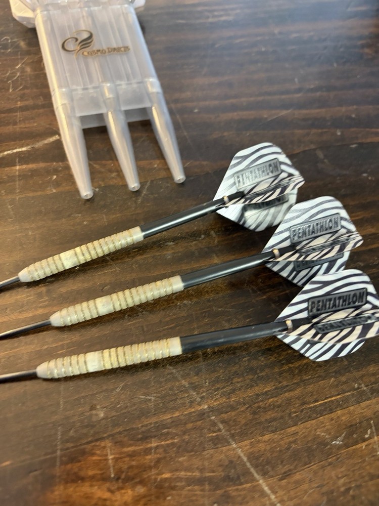 Penthalon Zebra Darts with Case Set