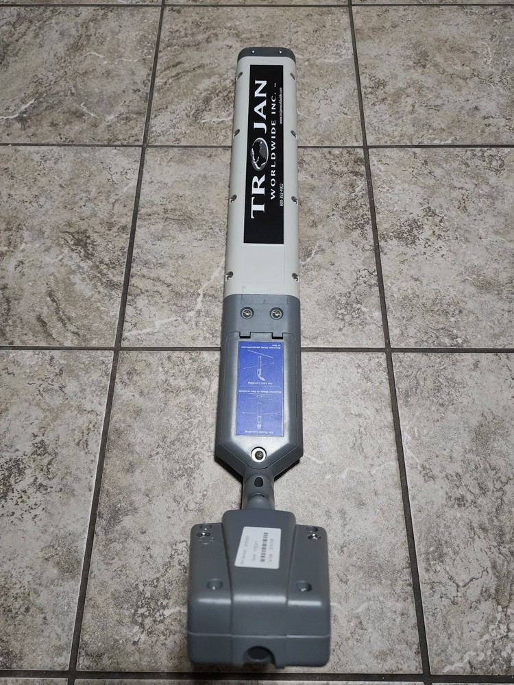 trojan digital locator DIGITAL LOCATOR W/ AUTOMATIC DEPTH