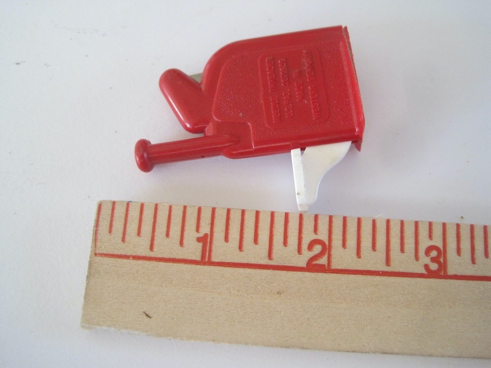 Witch Needle Threader Germany Red Plastic GUC