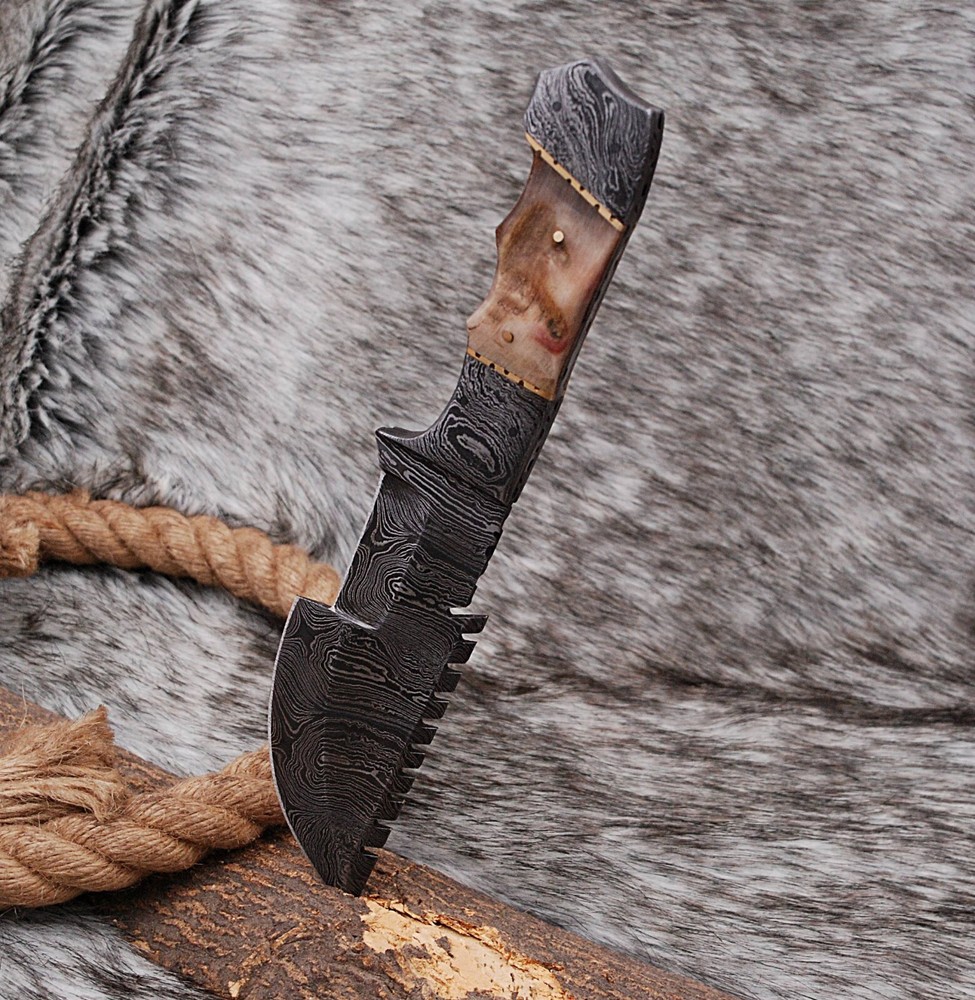 Handmade Damascus Steel fixed blade knife x144