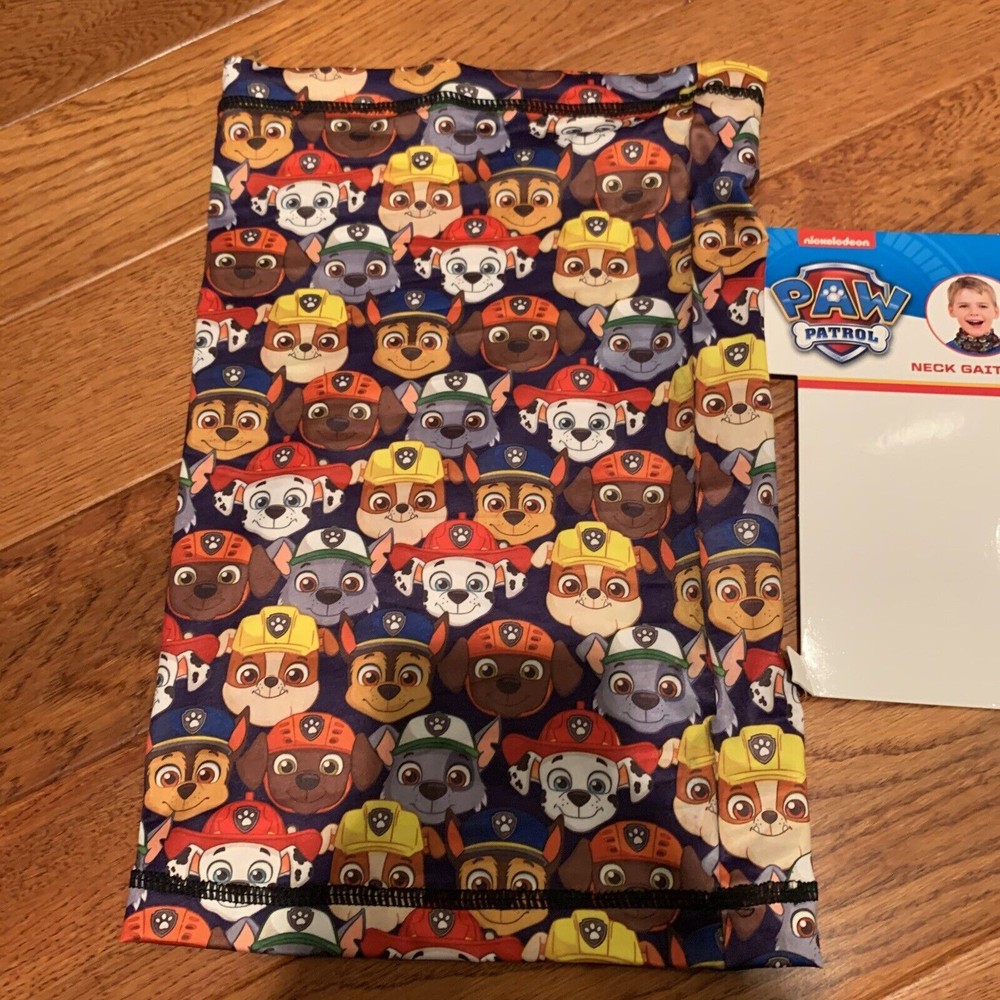 nicklodeon paw patrol neck gaitor-open Package.