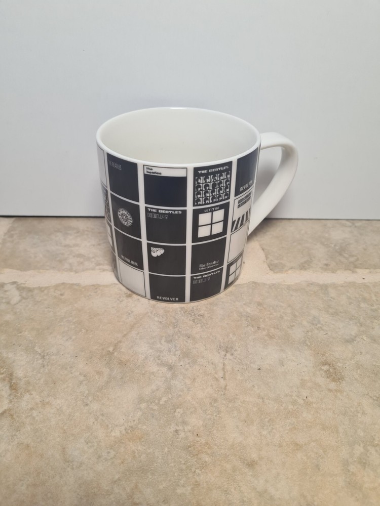 The Beatles 2005 Apple Corp Mug Good Condition