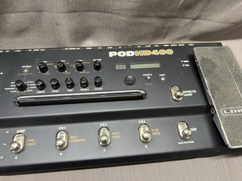 LINE6 POD HD400 Multi-Effects Processor (USED)