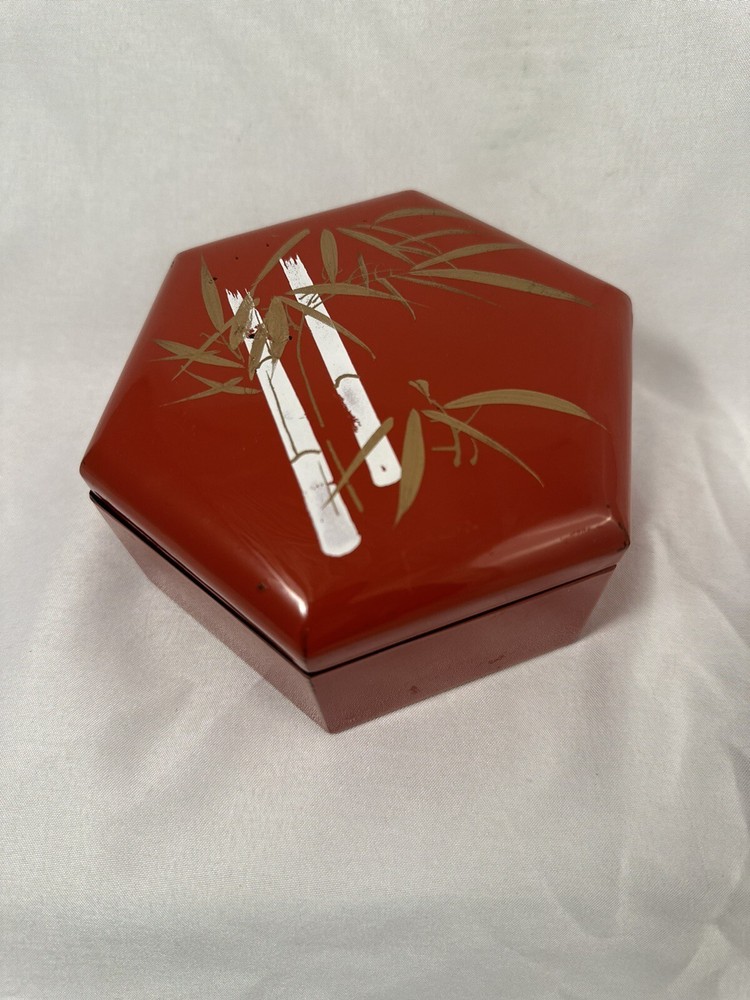 VTG Japanese Red Lacquer Nesting Boxes Gold Bamboo 5” x 4” x 3”