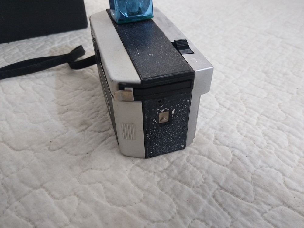 Kodak Instamatic Camera 304. With Carrier.