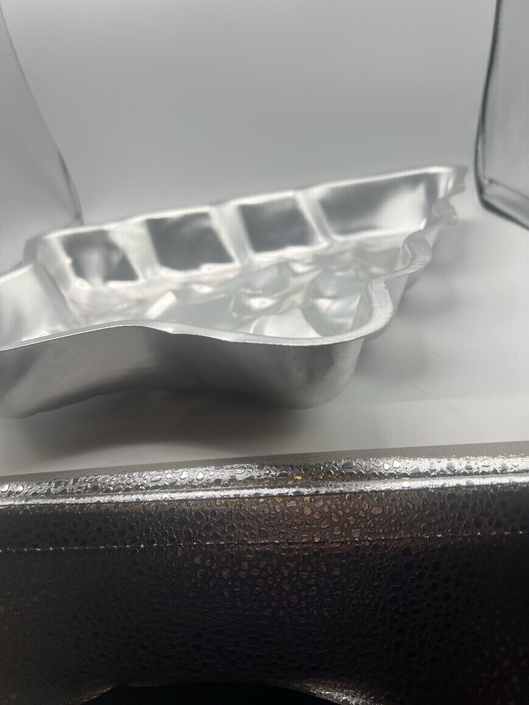 Three Wilton Cake Pans