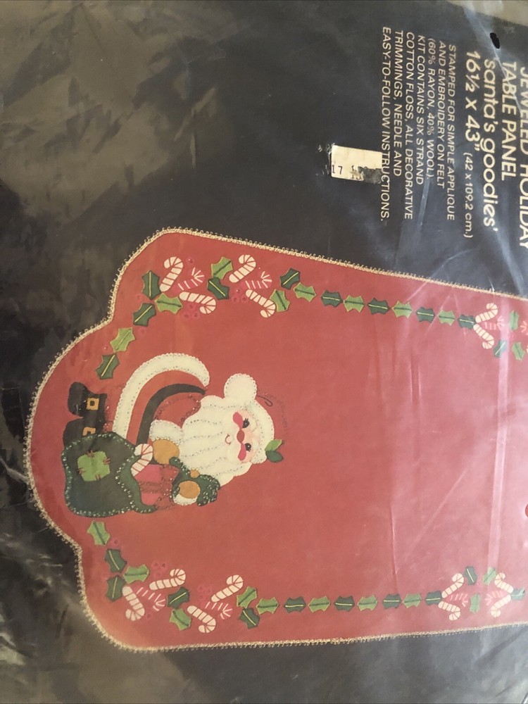 Bucks Jeweled Holiday Table Panel