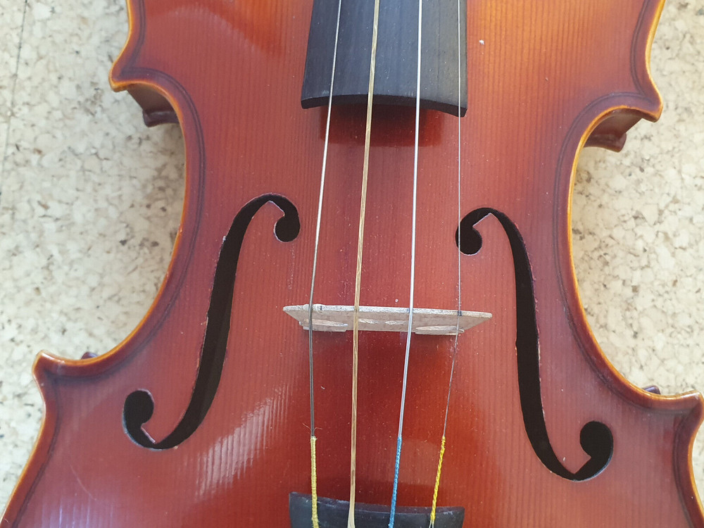 nice, old German 4/4 Violin "Stradivarius" Nicely flamed back! Cracks at Front!