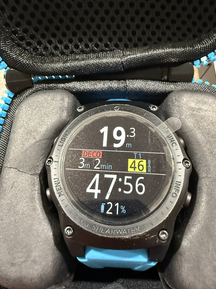 SHEARWATER TERIC SCUBA Dive wrist Computer w/ AI Transmitter