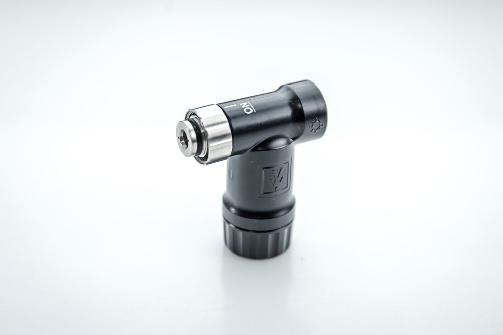 Olympus MAJ-524 Portable Light Source (no scope)