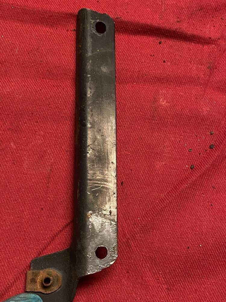 Freightliner A22-66490-000 Dashboard Mount, Bracket, HVAC DASH PANEL SUPPORT