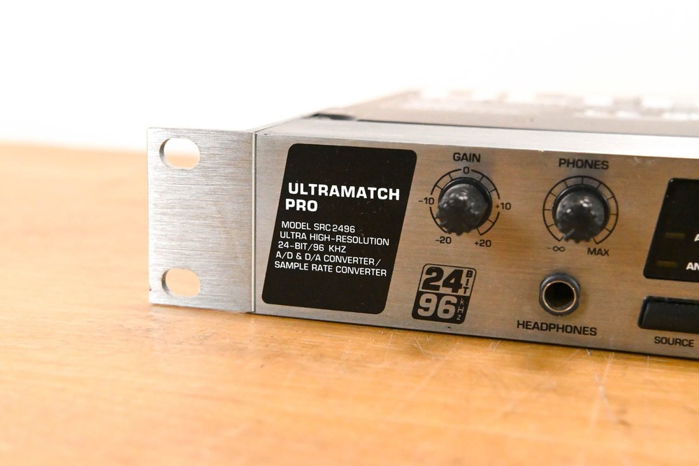 Behringer ULTRAMATCH PRO SRC2496 Sample Rate Converter CG01Z6B