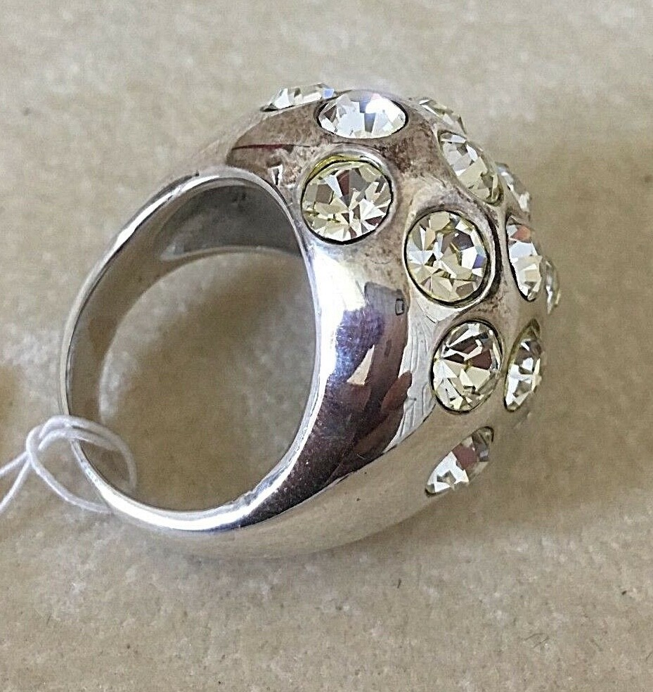 Beautiful Sterling Silver Dome Ring New, size 8 1/2