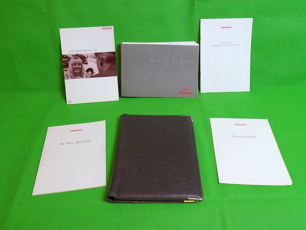 Honda Civic 2001 Owner Manuals + Case