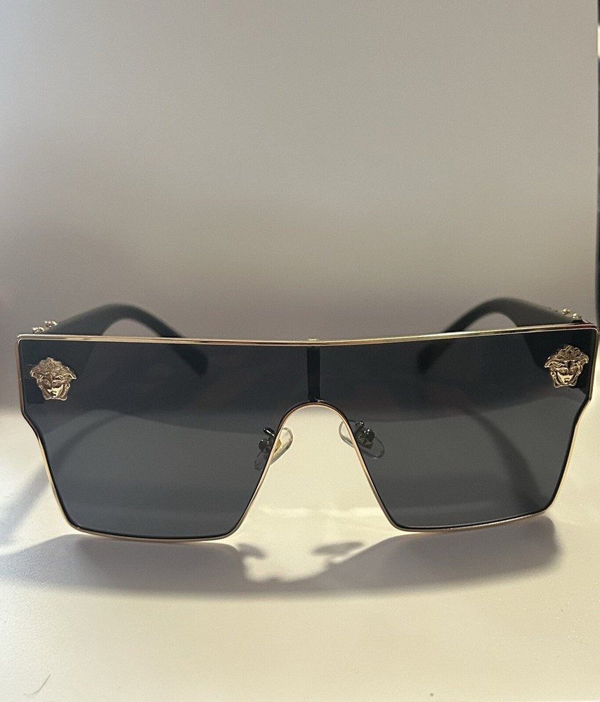black sunglasses mens