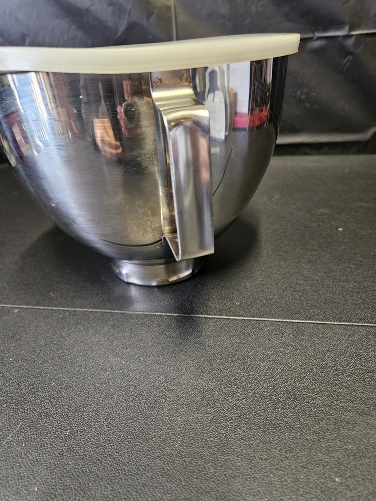 Kitchen Aid K45 Replacement Bowl W/ Lid.
