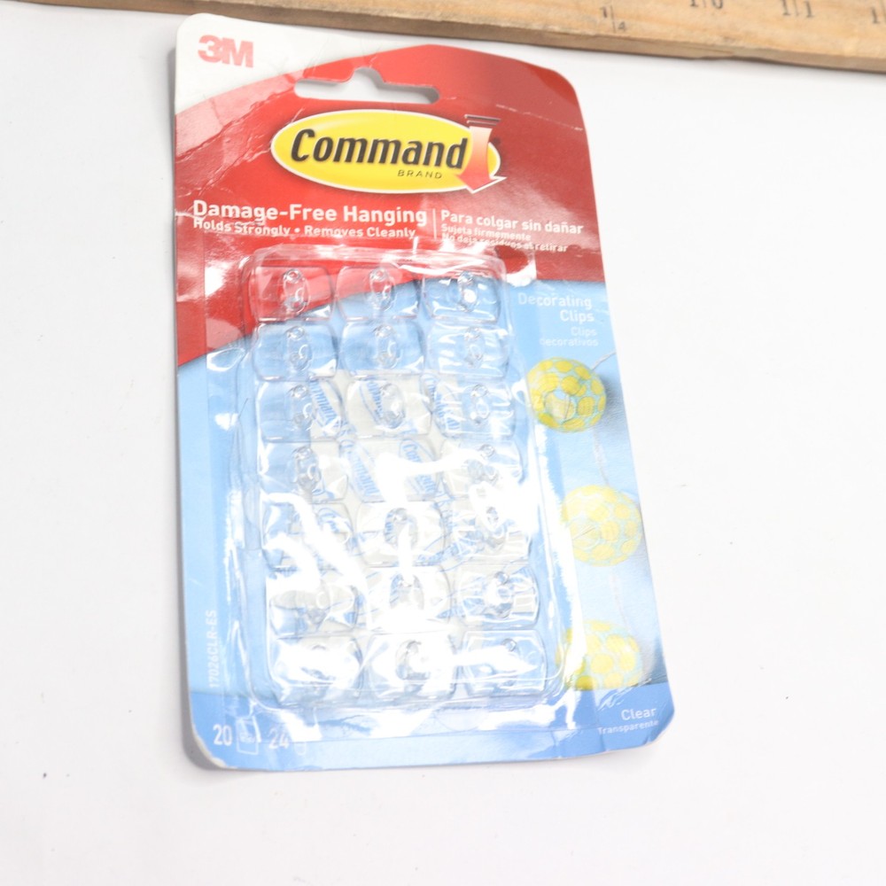 Command Clear Decorating Clips (20 Hooks, 24 Strips)