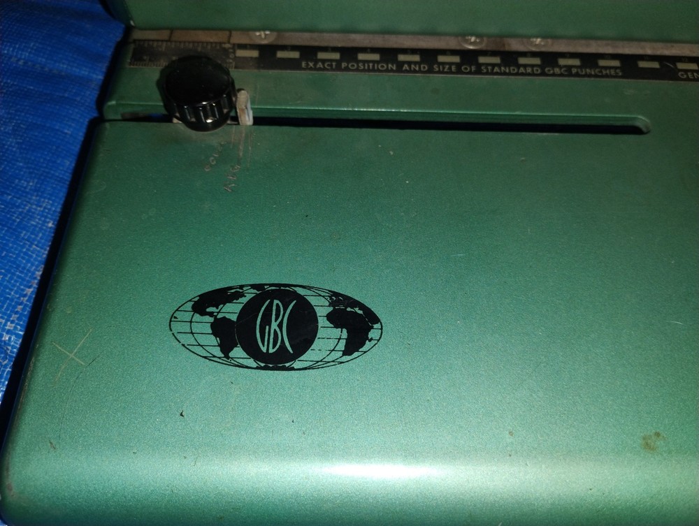 GBC Combo Binding Machine Model 202 -pb