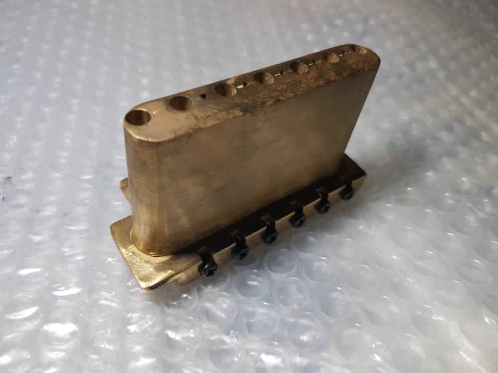 80's SOLID BRASS STR*T TREMOLO - TOP SUSTAIN