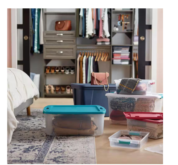 64 Qt. Latching Storage Box