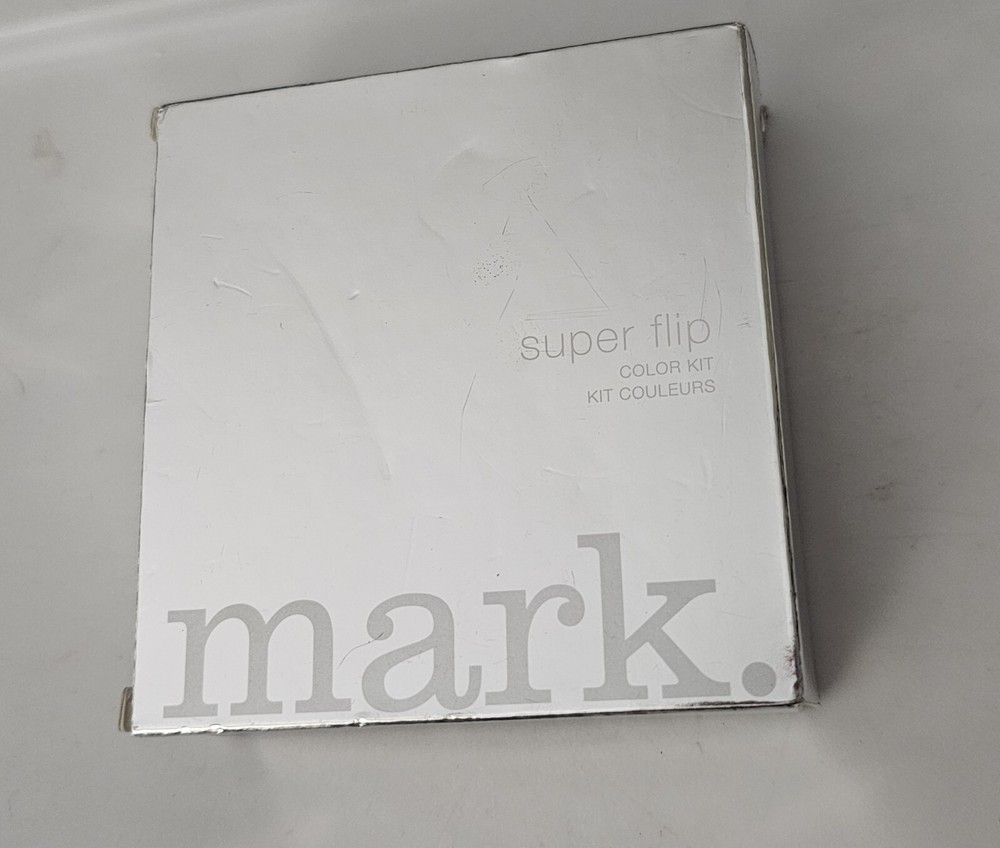 Avon Mark Super Flip Color Kit
