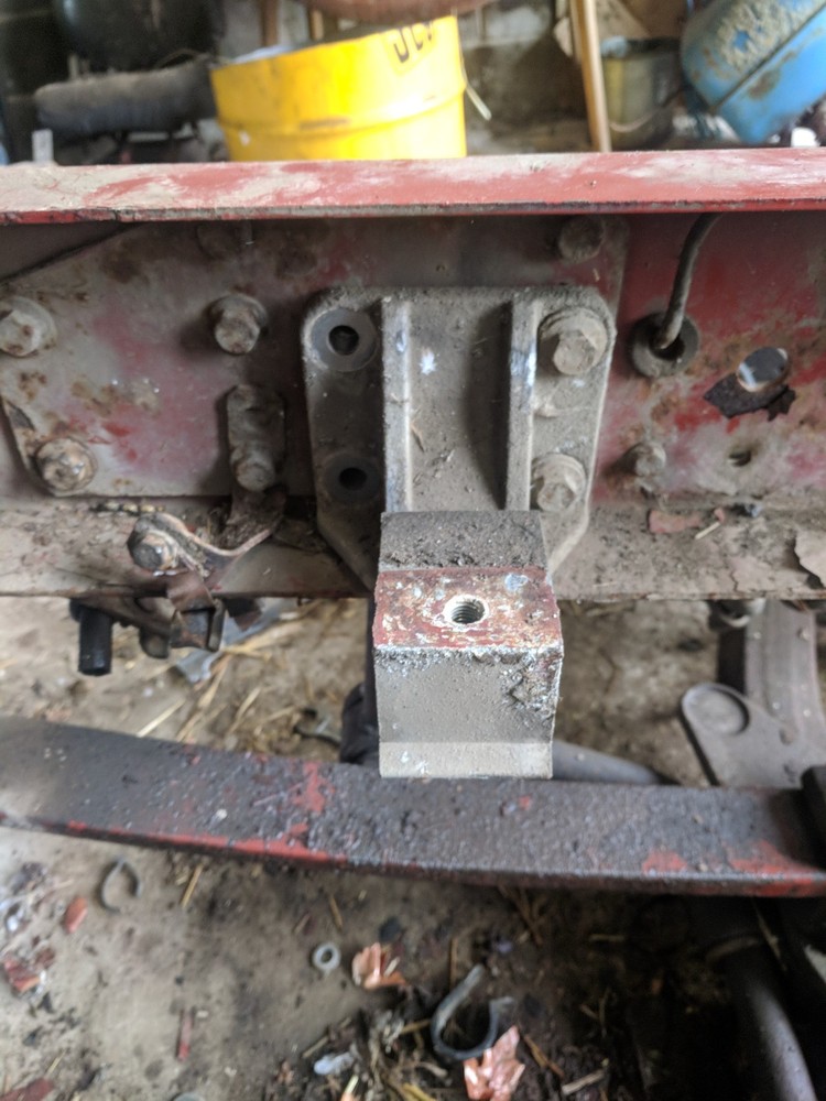 FRONT ENGINE MOUNT REMOVED FROM 75-E-170