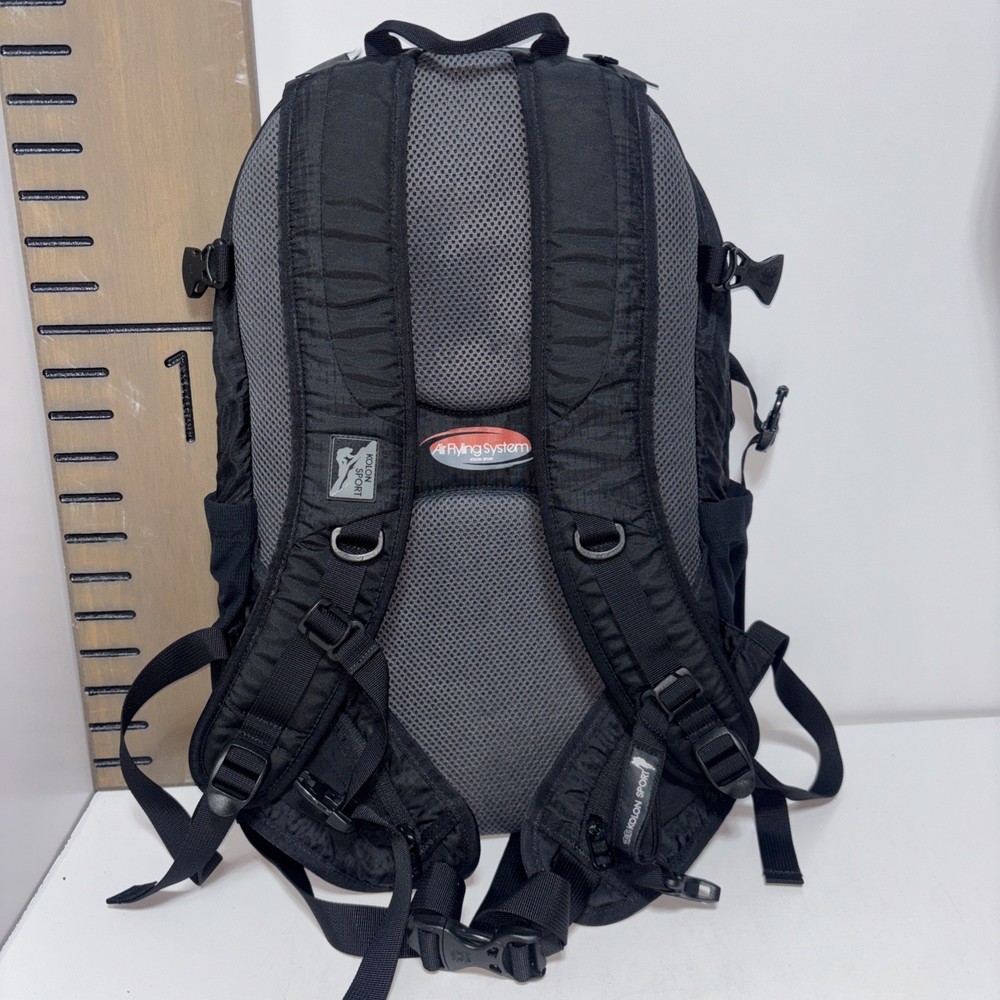 KOLON SPORT 25 lightweight, functional daypack-backpack