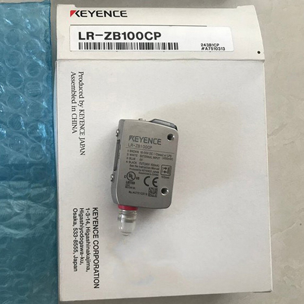 KEYENCE LR-ZB100CP Laser Sensor New