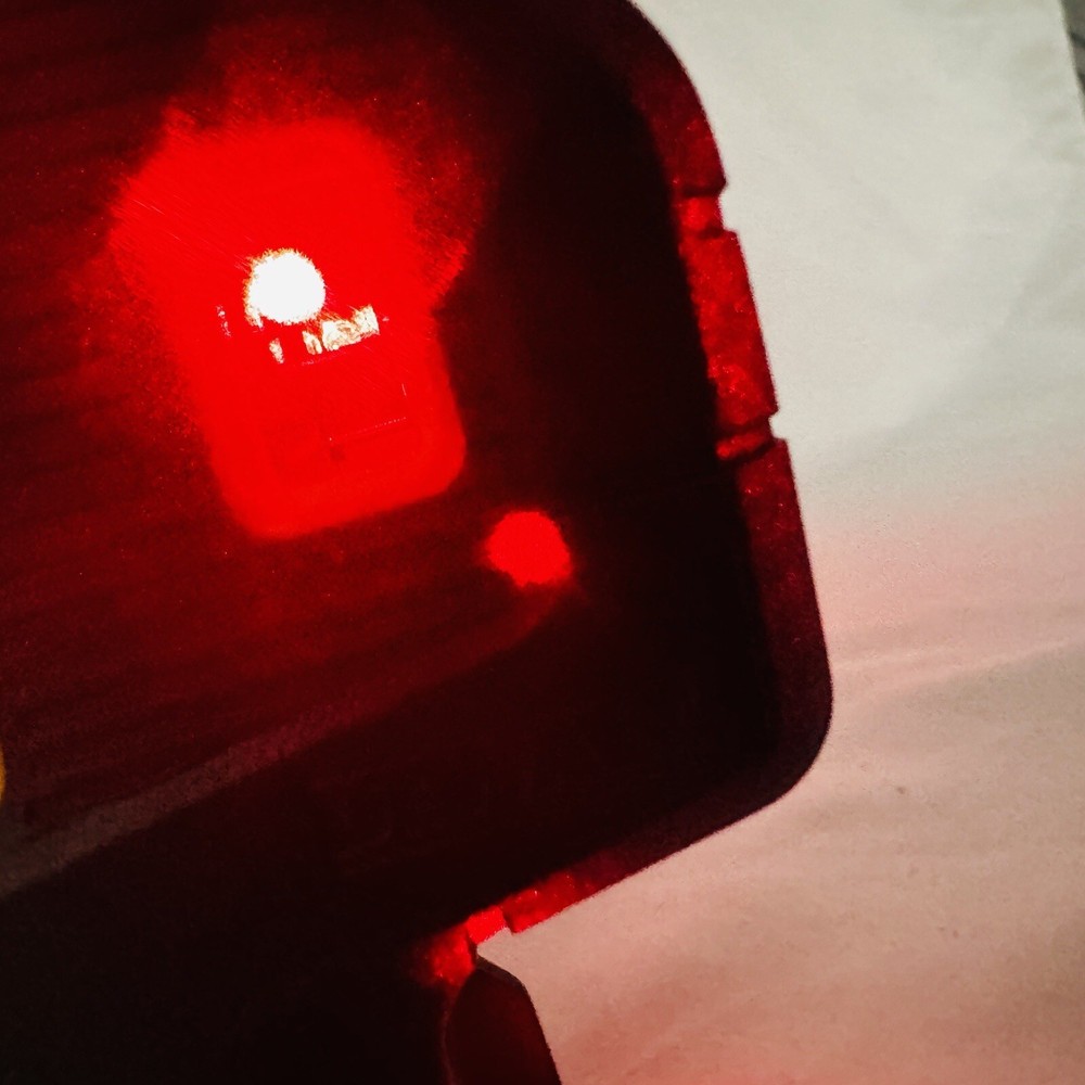 Dewalt DW085 Laser Level READ!! PARTS