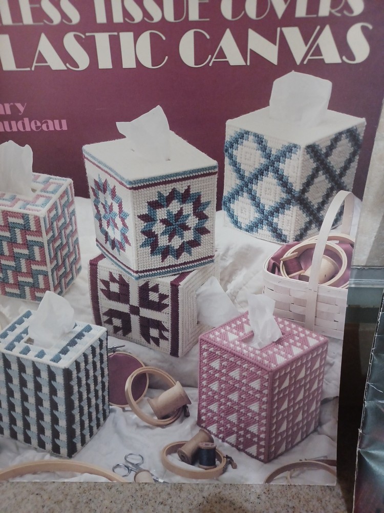 Lot of 8 Plastic Canvas Project Magazines Pre-Owned