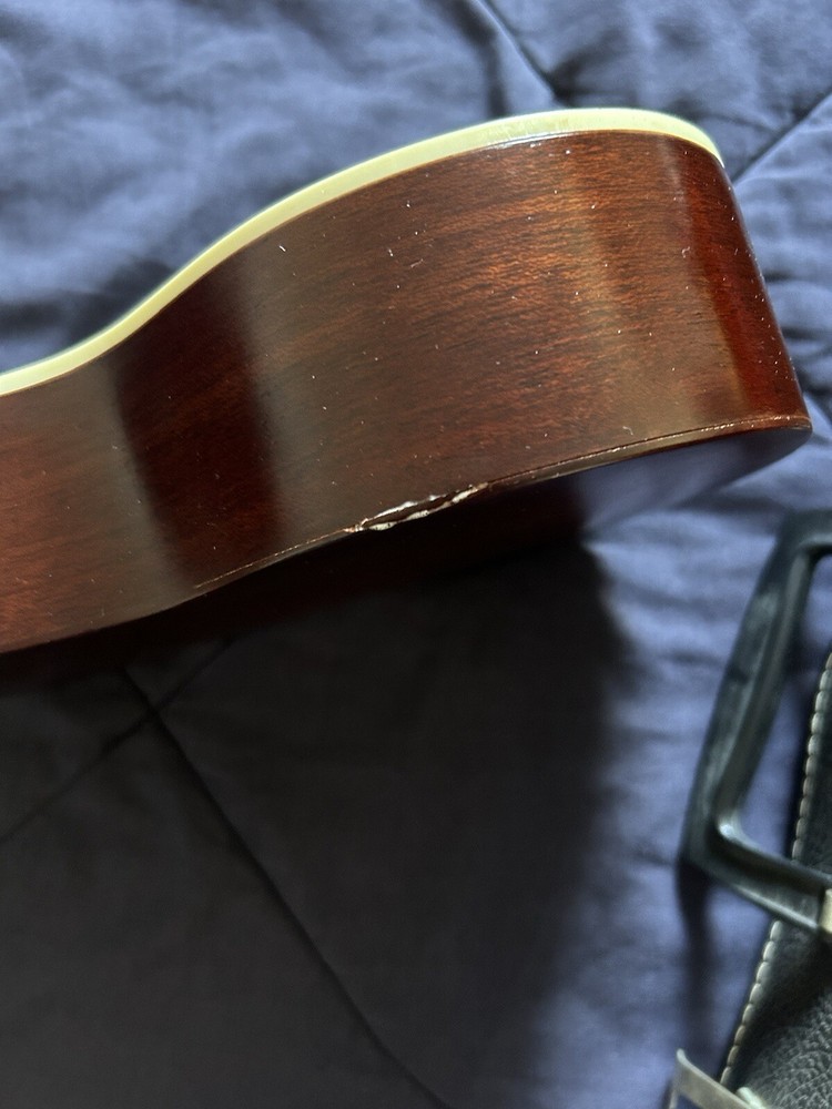 1950’s Aloha Royal Ukulele W/Case