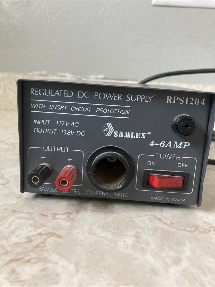 Samlex Regulated 4-6 Amp DC Power Supply RPS1204