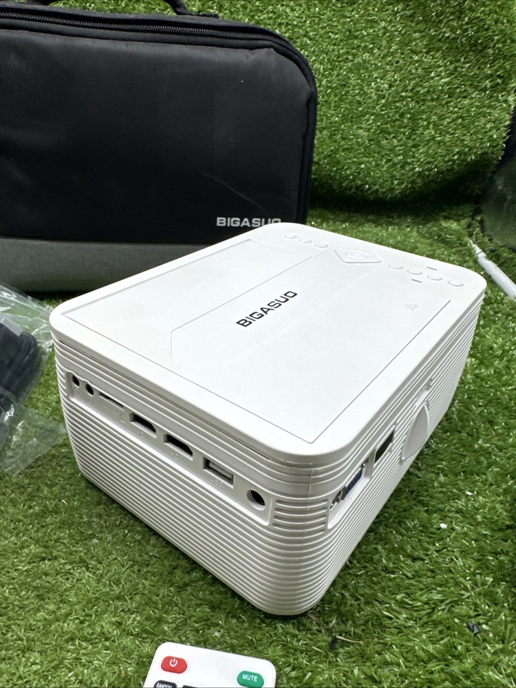 Bigasuo Pro-302 Multimedia Projector. s5